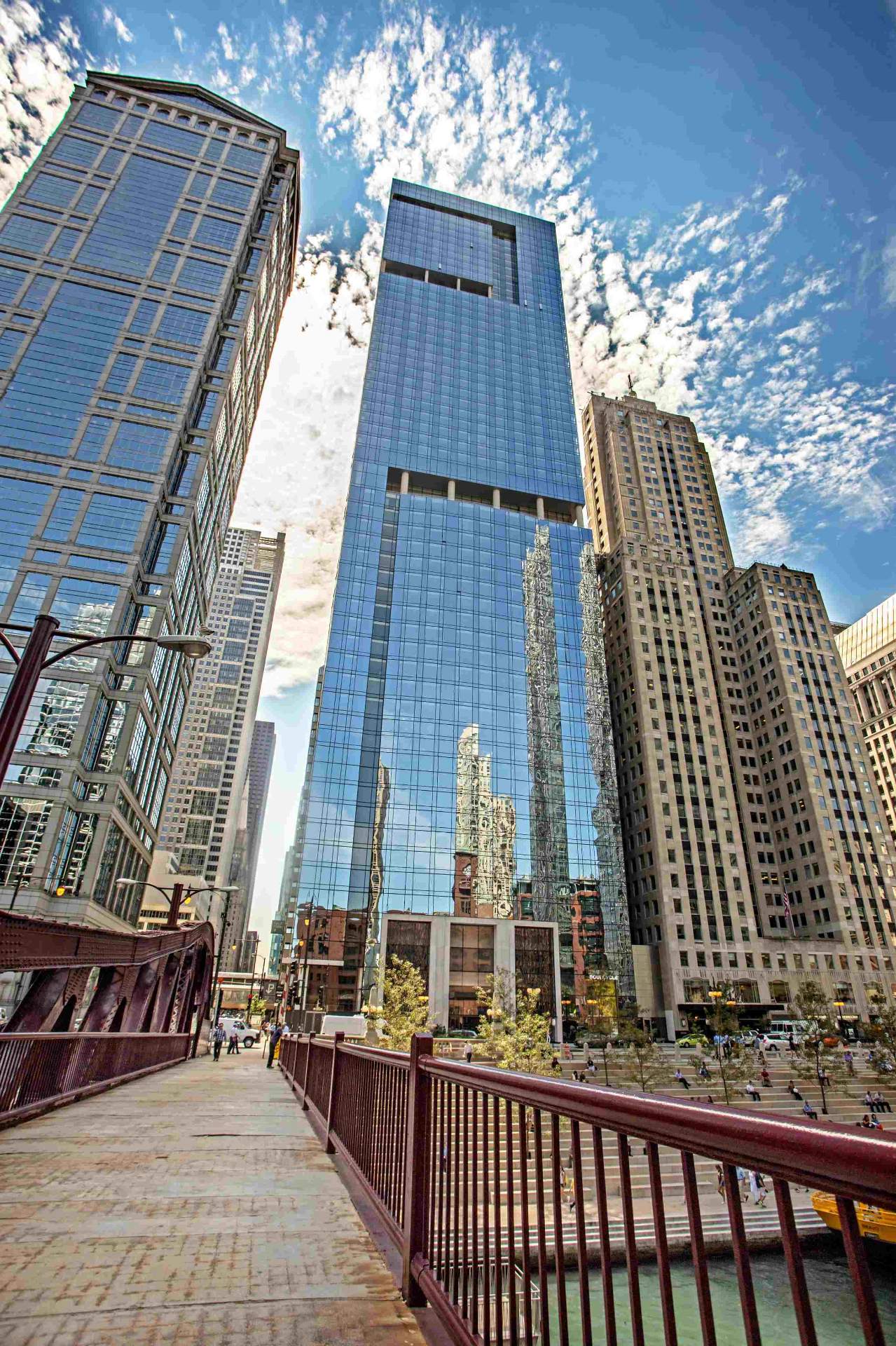 OneEleven, The Loop